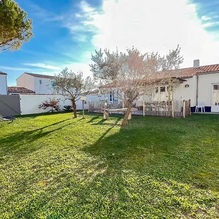 Villa Jolie Maison Avec Jardin A Proximite De La *