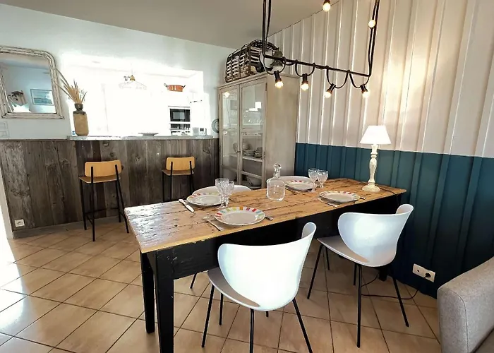 Villa Jolie Maison Avec Jardin A Proximite De La